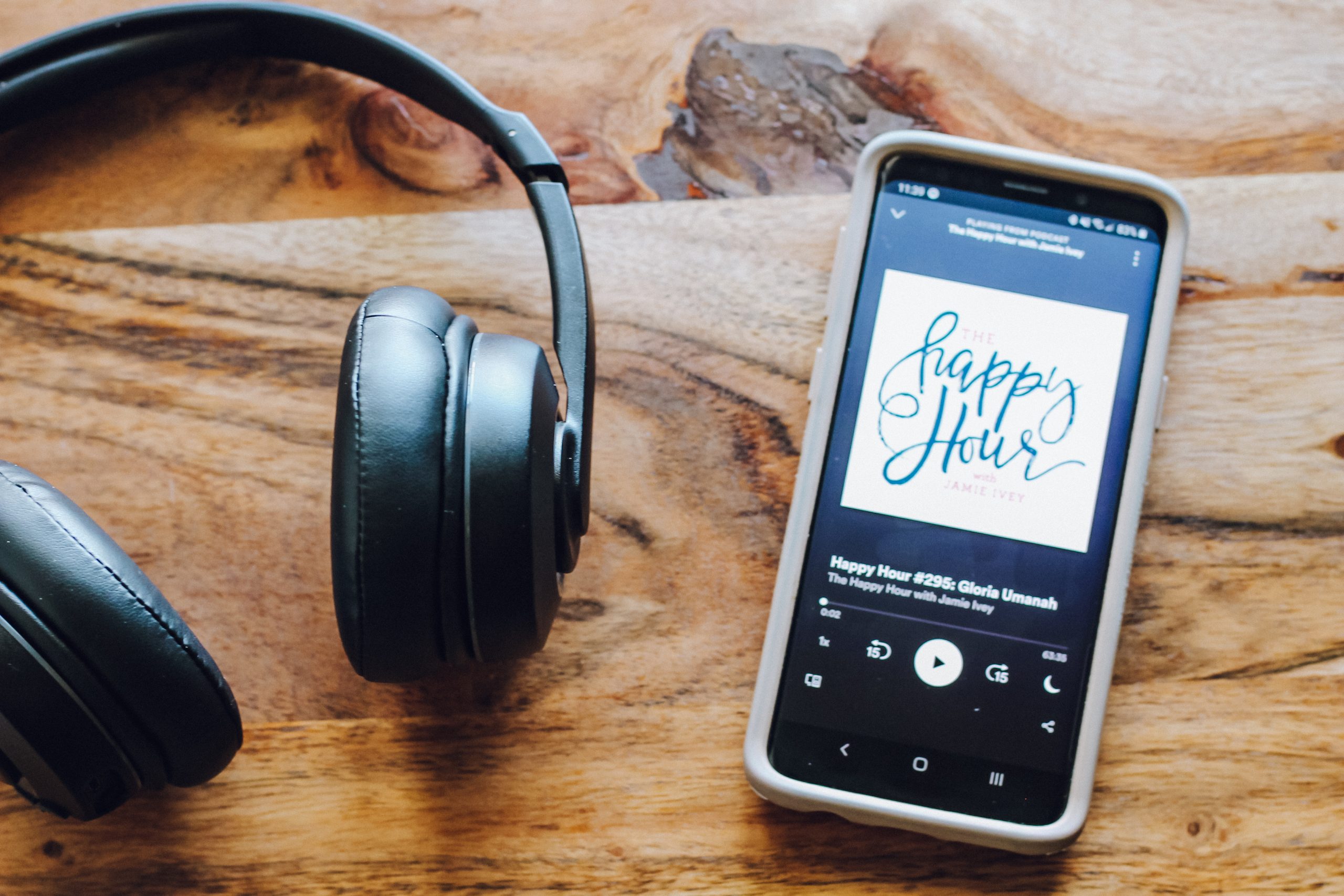 40 of the Best Christian Podcasts for Women 2020 | The Girl Who Does Everything